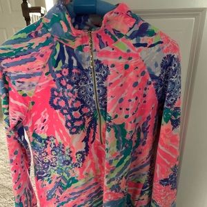 Lily Pulitzer womens UPF 50 pullover !